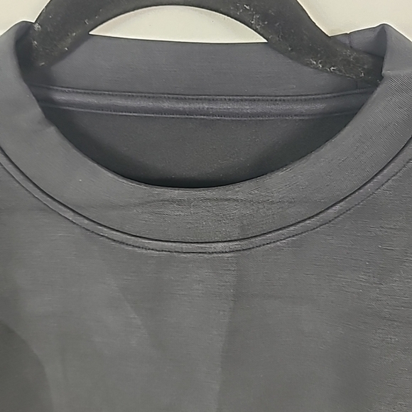 NWT Buff Bunny Women's Recycled Crew Pullover Sweatshirt Black Sz S $64 - Picture 4 of 6